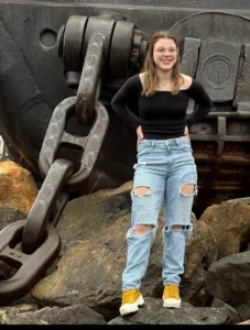 Teen of the Week: Adalynn Allen wants to study to become a pathologist